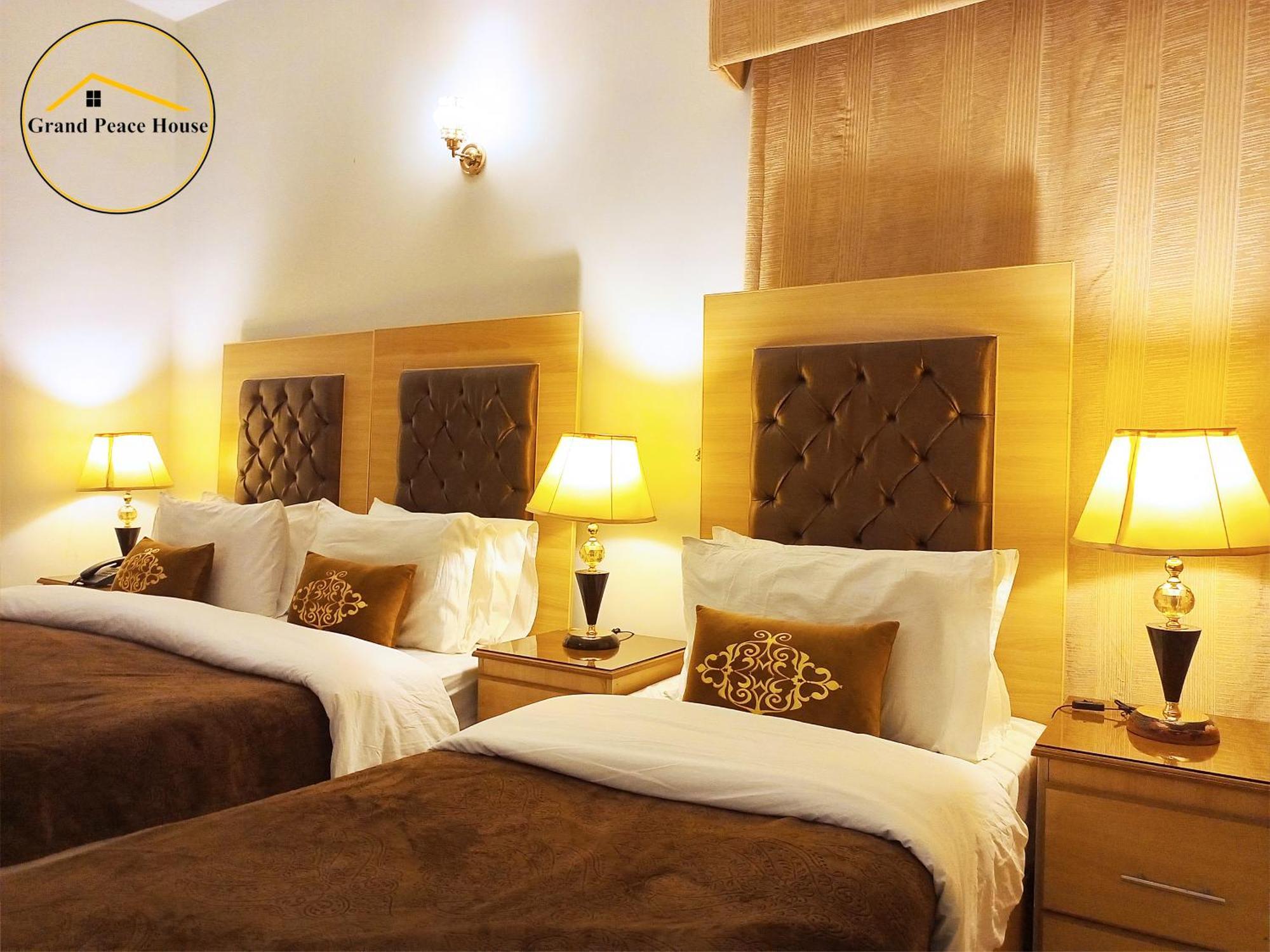 Grand Peace House I Bed and Breakfast Islamabad Eksteriør billede