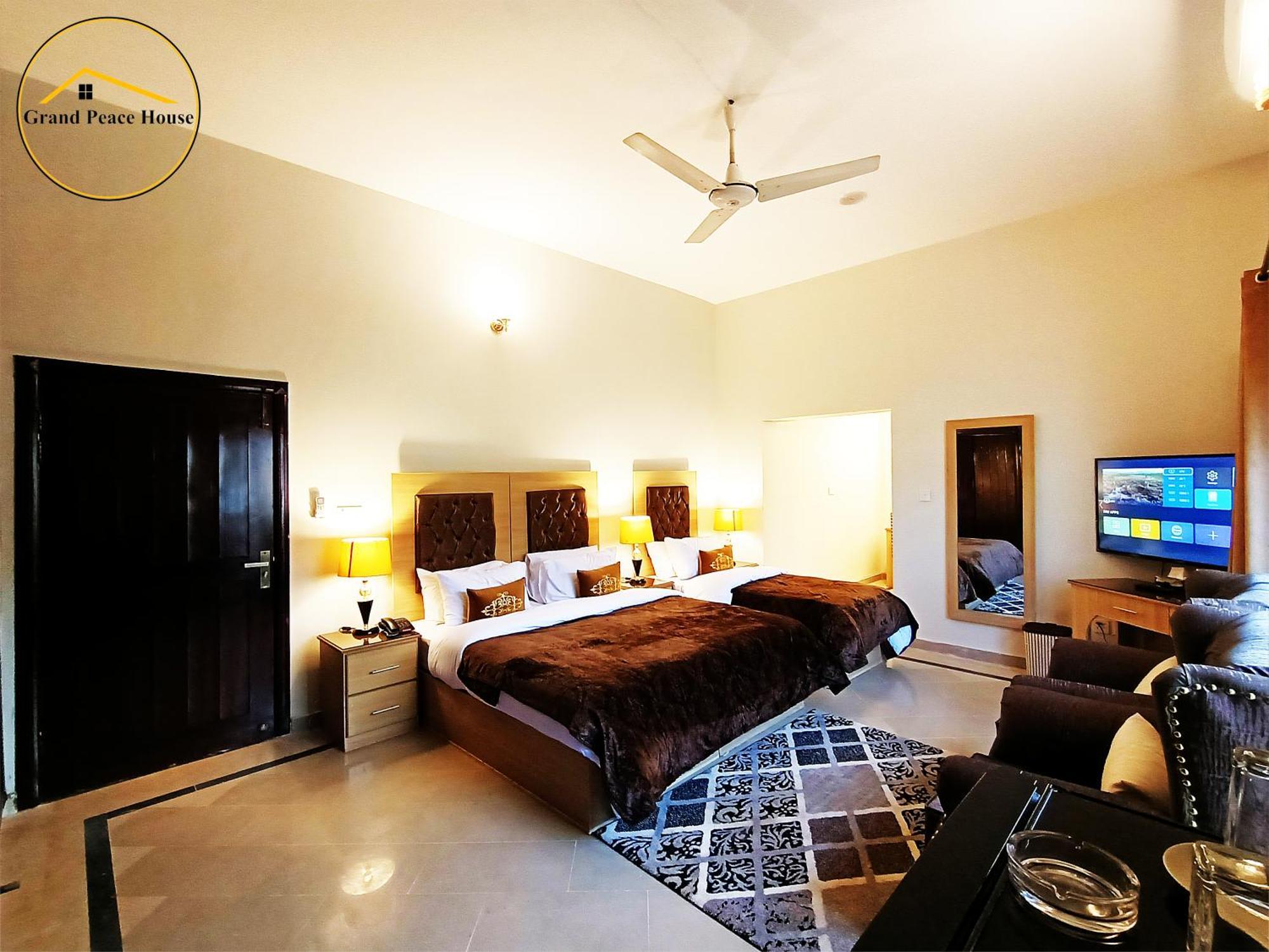 Grand Peace House I Bed and Breakfast Islamabad Eksteriør billede