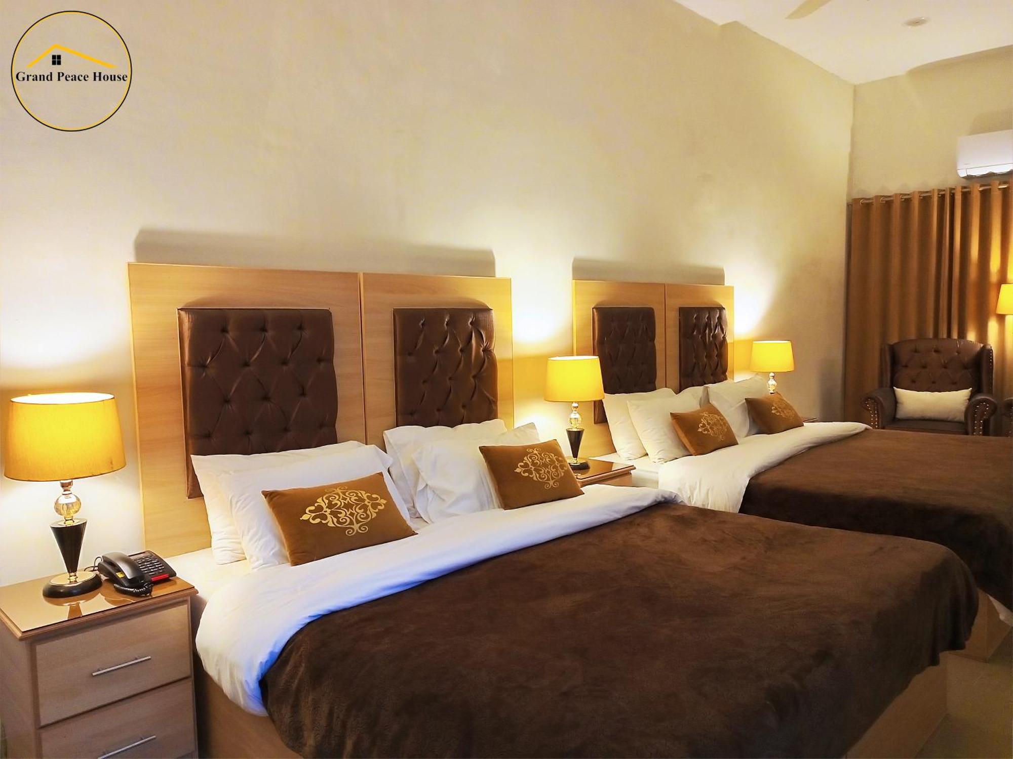 Grand Peace House I Bed and Breakfast Islamabad Eksteriør billede