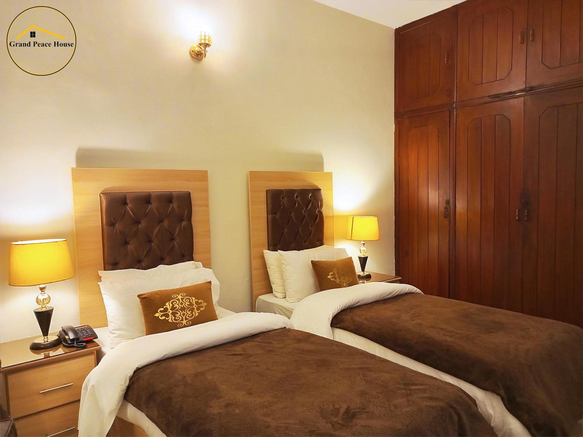 Grand Peace House I Bed and Breakfast Islamabad Eksteriør billede